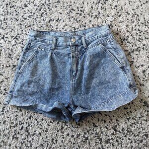 American Eagle | Yoke front denim mom short